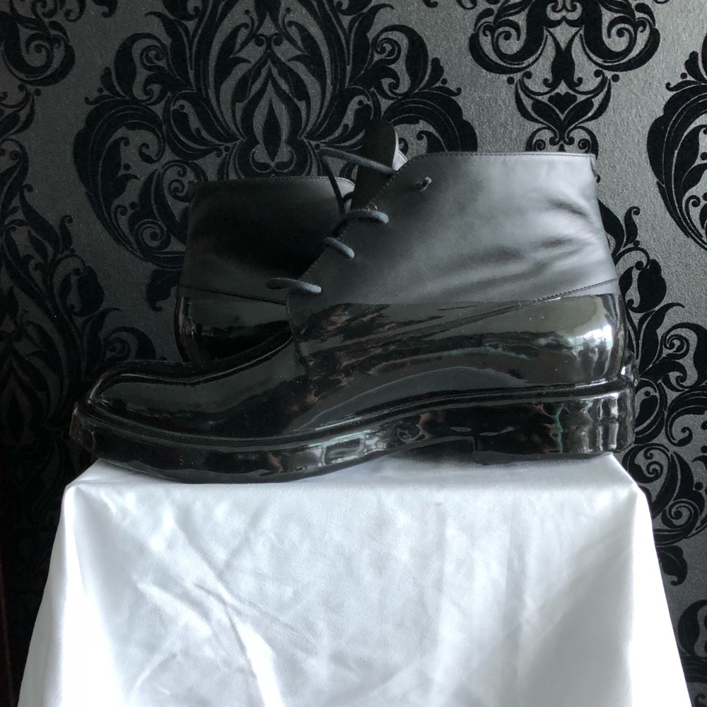 Balenciaga Patent dipped ankle boots Men US11